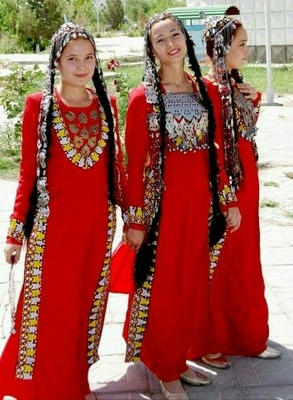 Курдский костюм женский