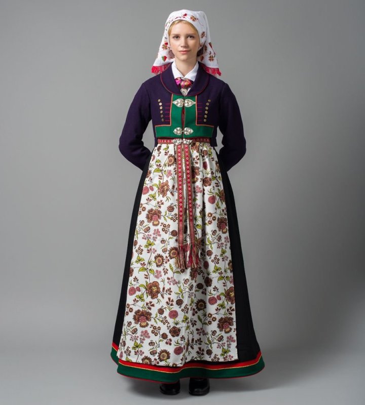 Норвежский народный костюм женский