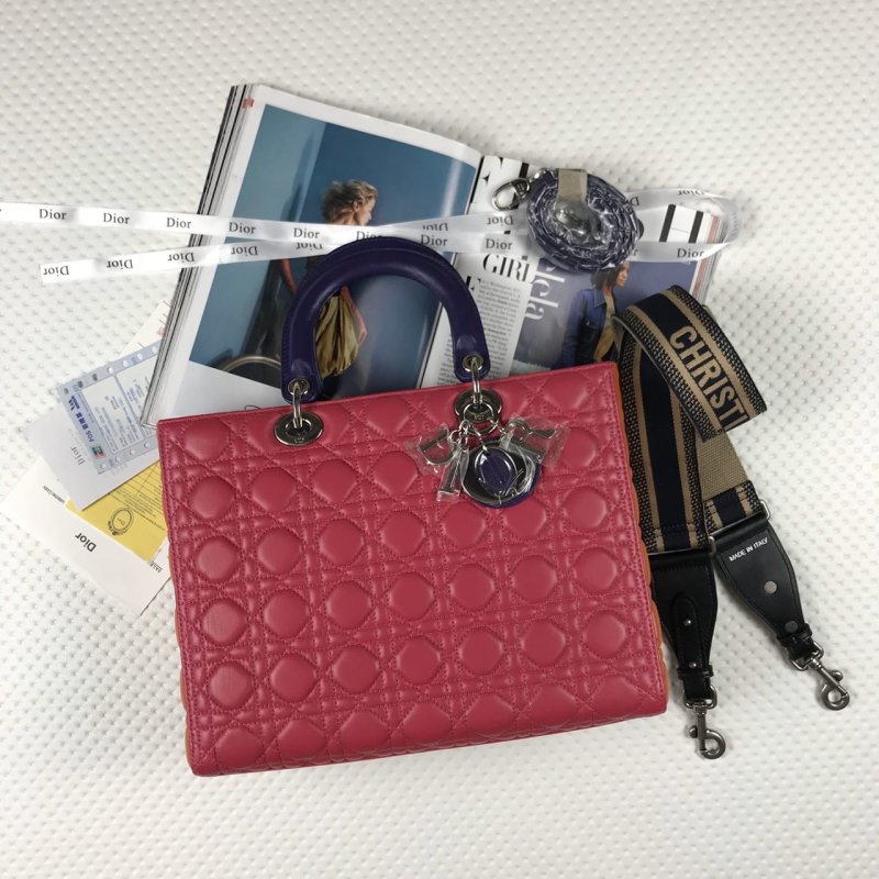 Сумочки Кристиан диор Lady Dior