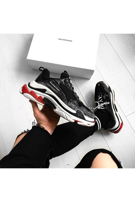 Черные Баленсиага Triple s