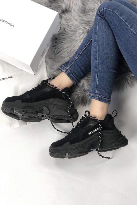 Balenciaga Triple s Black White Red