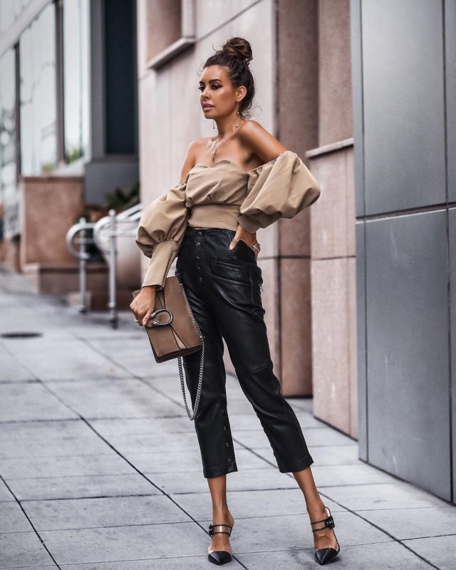 Кожаная юбка total Black 2021