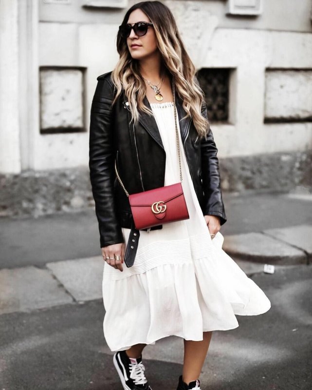 Look с кожаной курткой