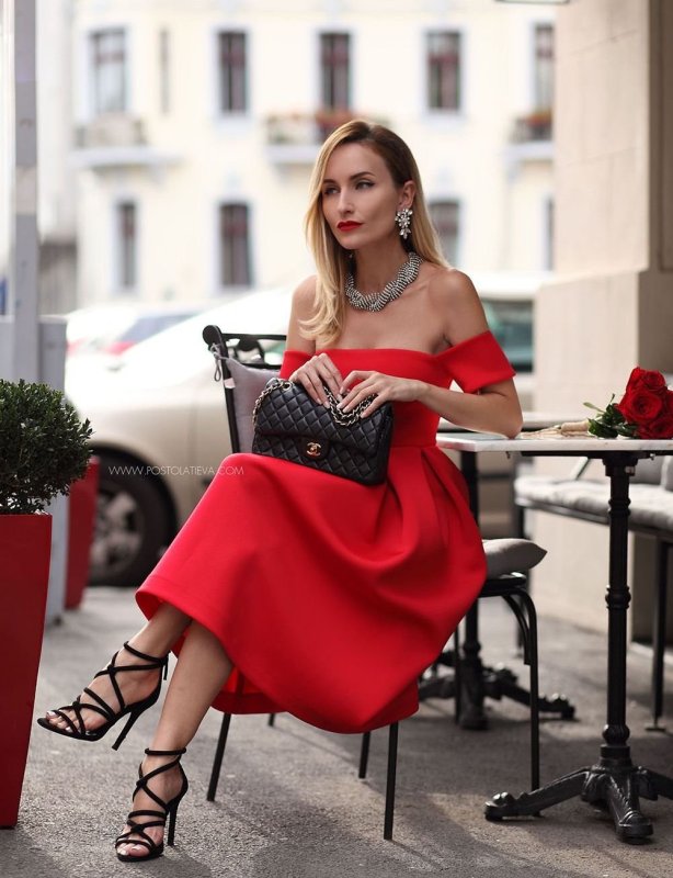 Платье-футляр 1001 Dress dm01471db16