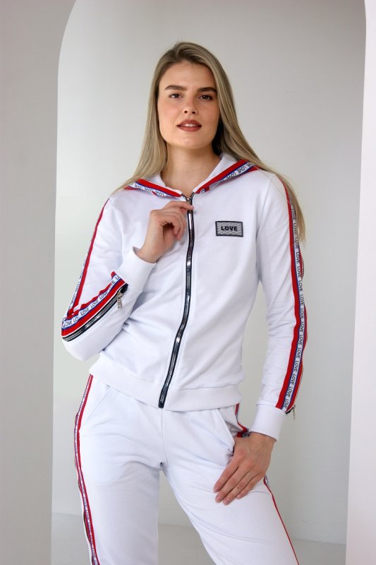 Спортивный костюм женский