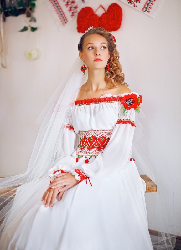 Длинное платье в русском стиле