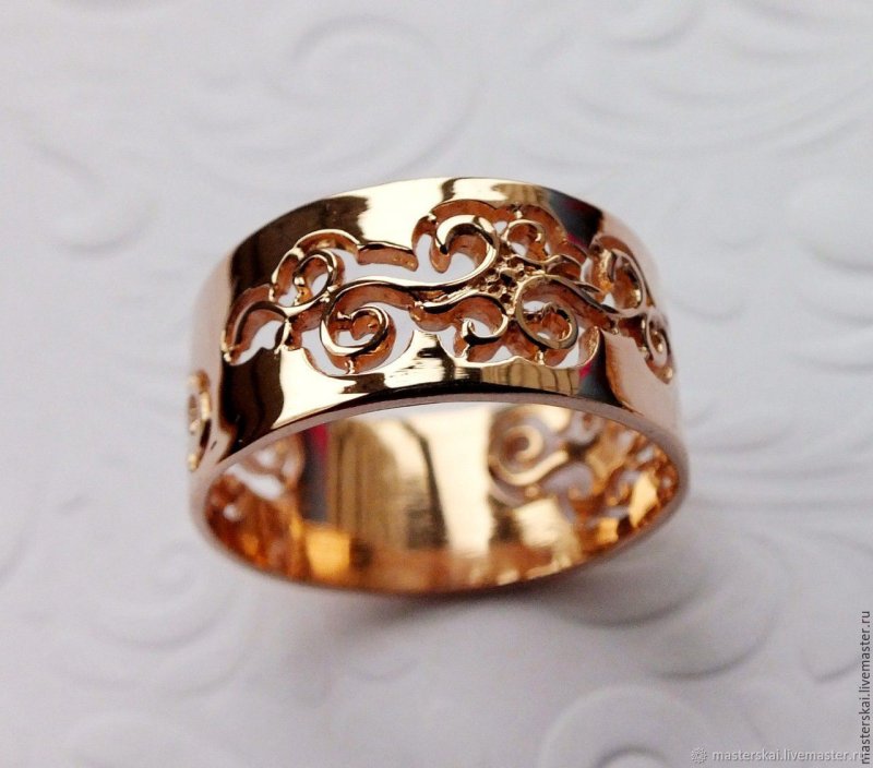 585 Gold кольца