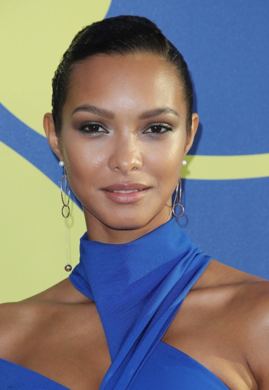 Лаис Рибейро (Lais Ribeiro)
