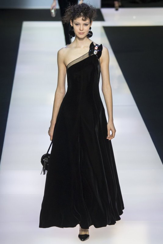 Giorgio Armani показ 2016