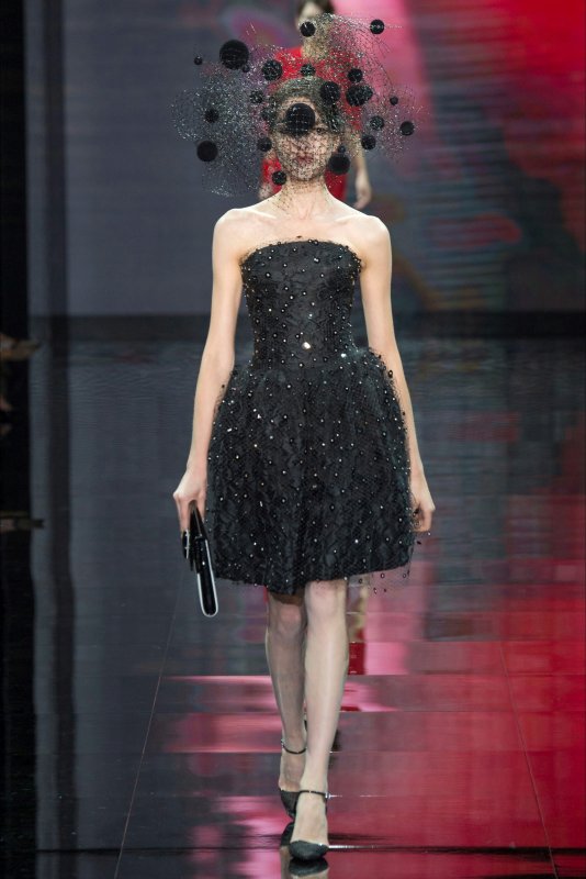 Giorgio Armani показ 2017