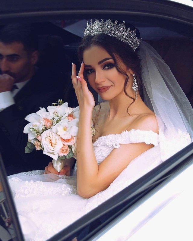 Чеченские Свадебные платья