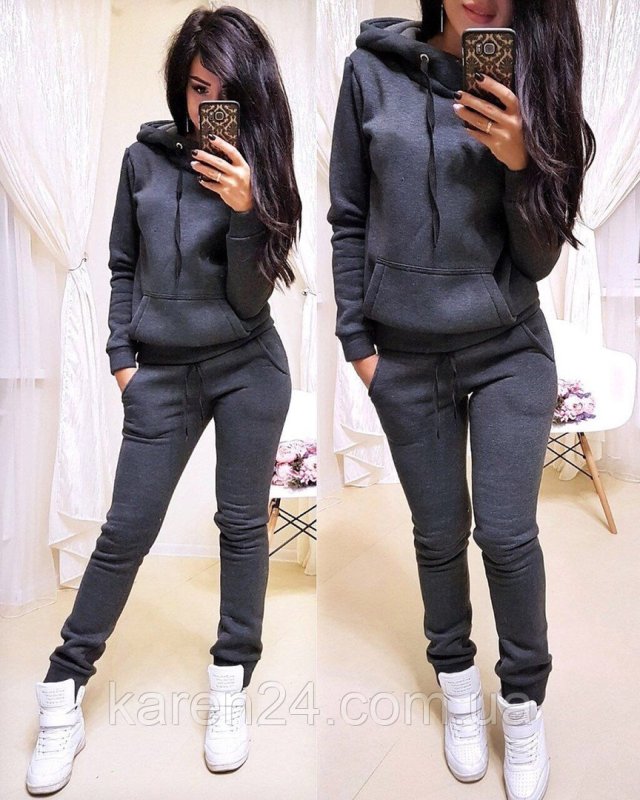 Спортивный костюм женский