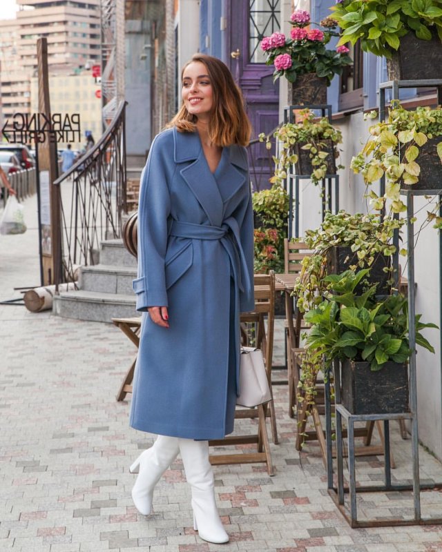 Max Mara Blue Coat look