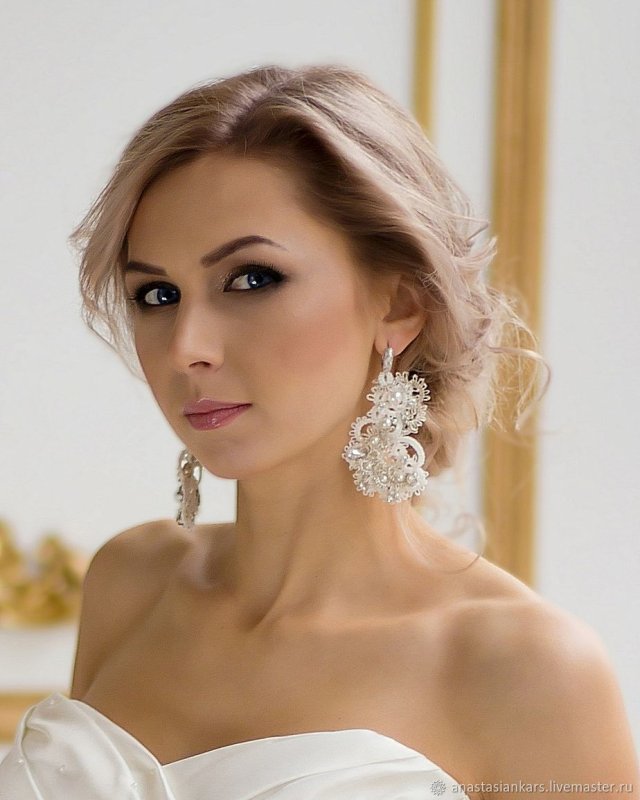 Свадебные серьги для круглого лица