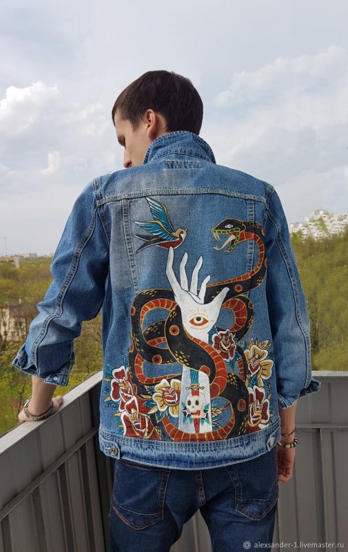 Разрисованная джинсовка