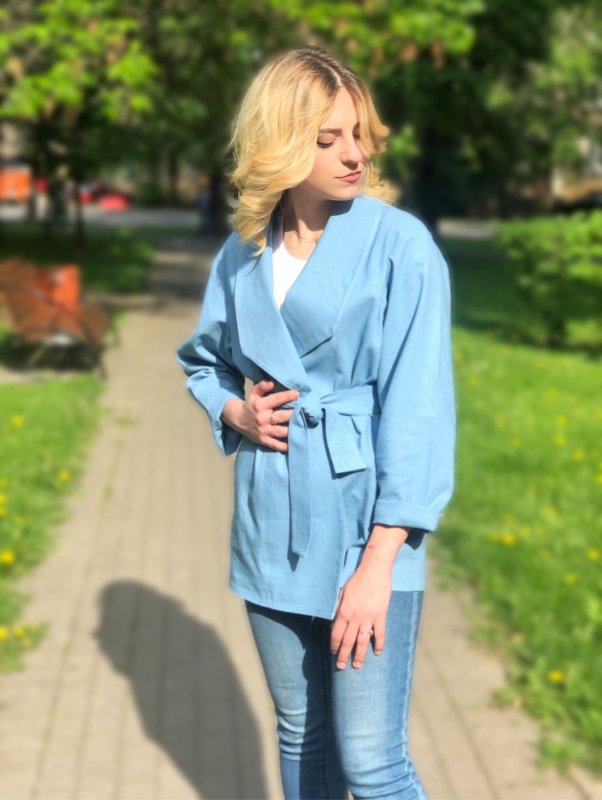 Льняной пиджак женский летний
