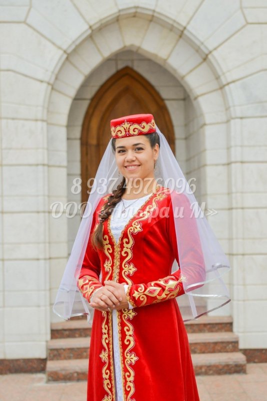 Современный татарский наряд