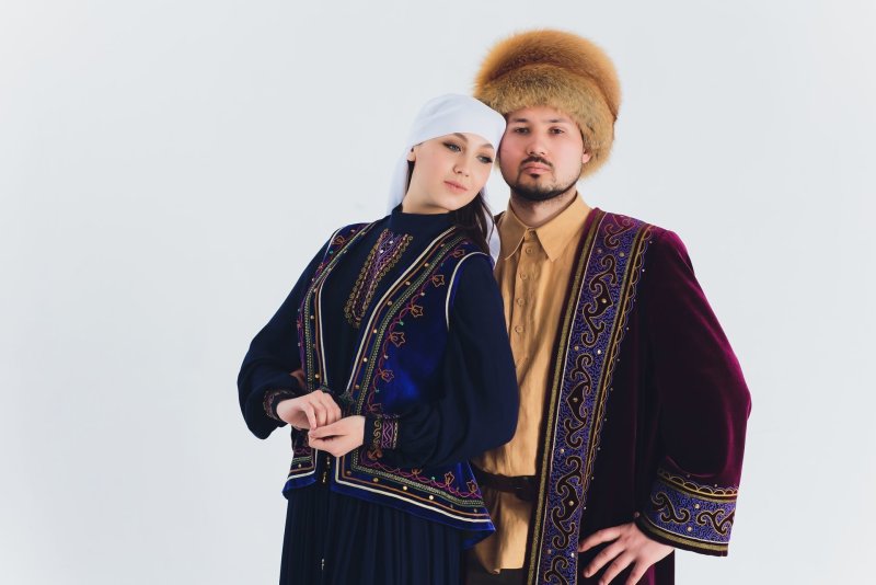 Еврейские женщины в традиционной одежде