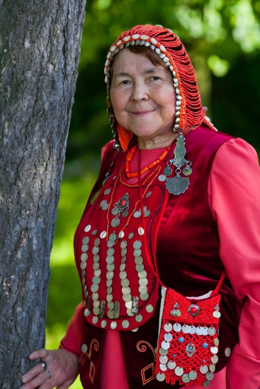 Башкирский елэн женский костюм