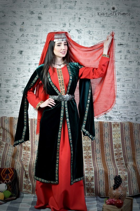 Кавказский наряд