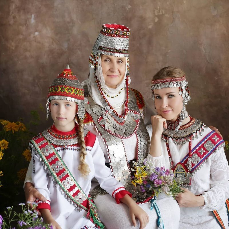 Саратовский костюм