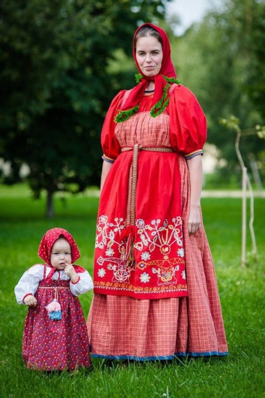 Русский костюм женский
