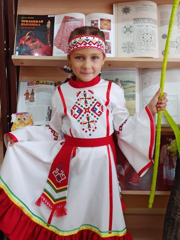 Чувашский национальный костюм женский
