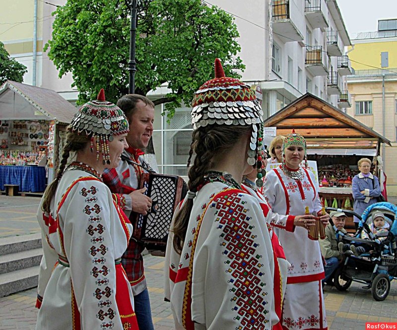 Чувашский костюм женский