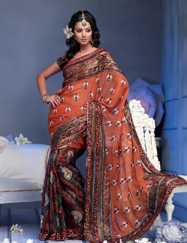 Индийская одежда бренда Sabyasachi