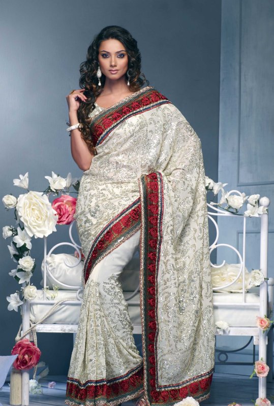 Sabyasachi фото