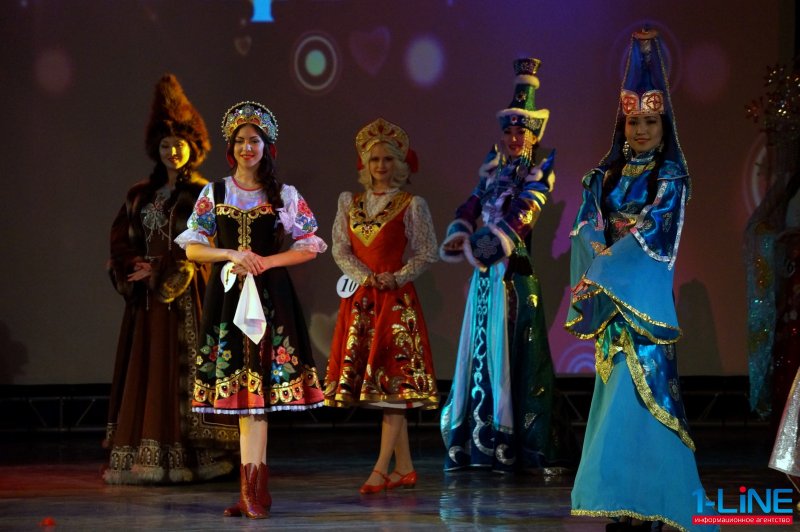 Тувинские платья для женщин