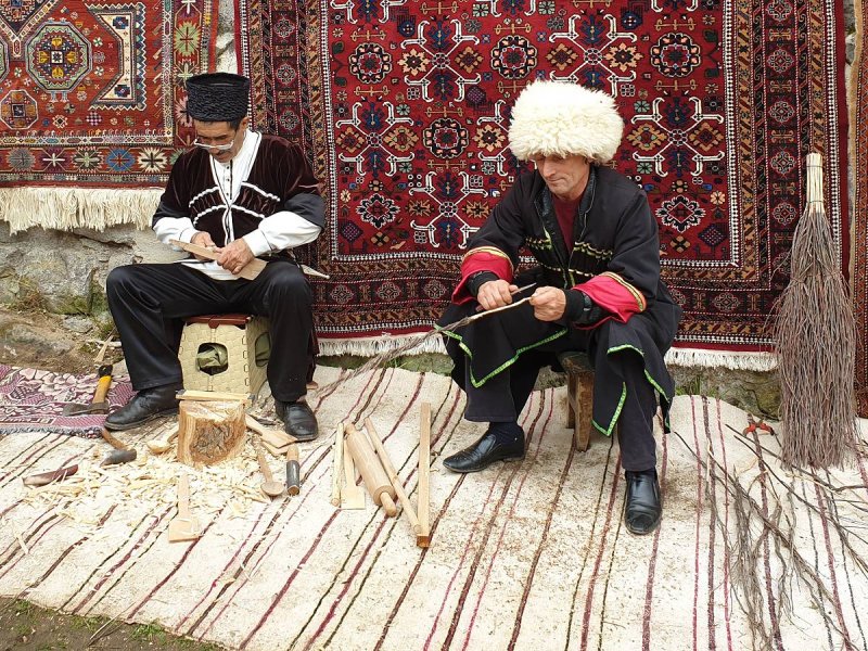 АНДИЙЦЫ И аварцы