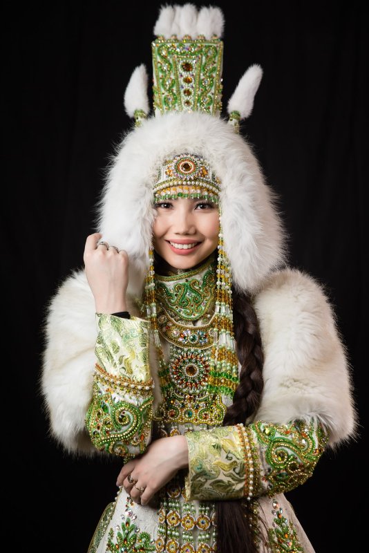 Наряды якутских Августина Филиппова