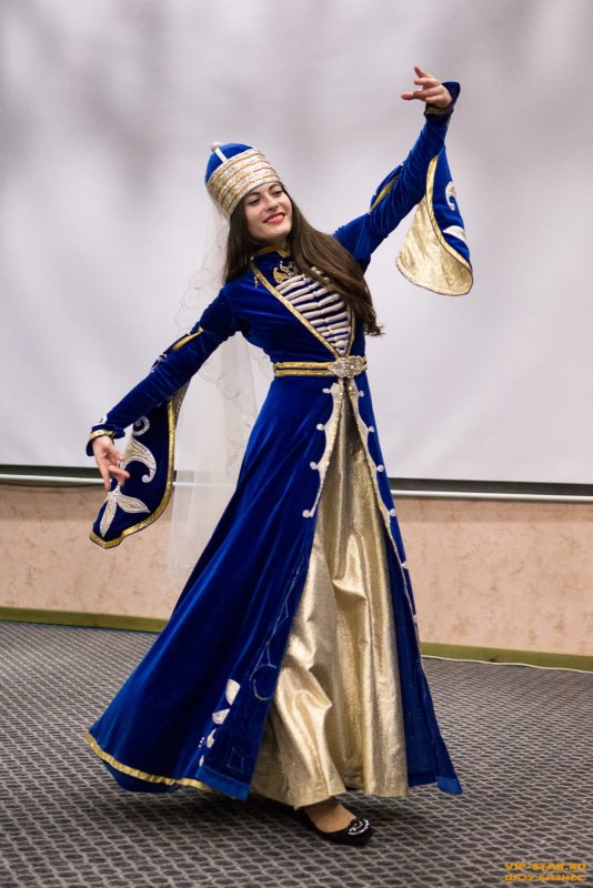 Кавказ Черкесы черкешенка