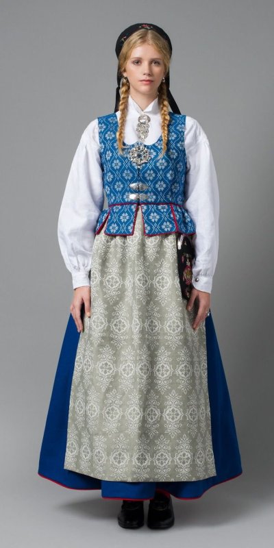 Русская Национальная одежда