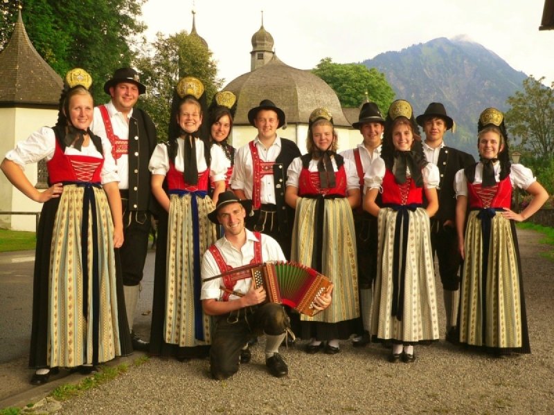 Баварский дирндль