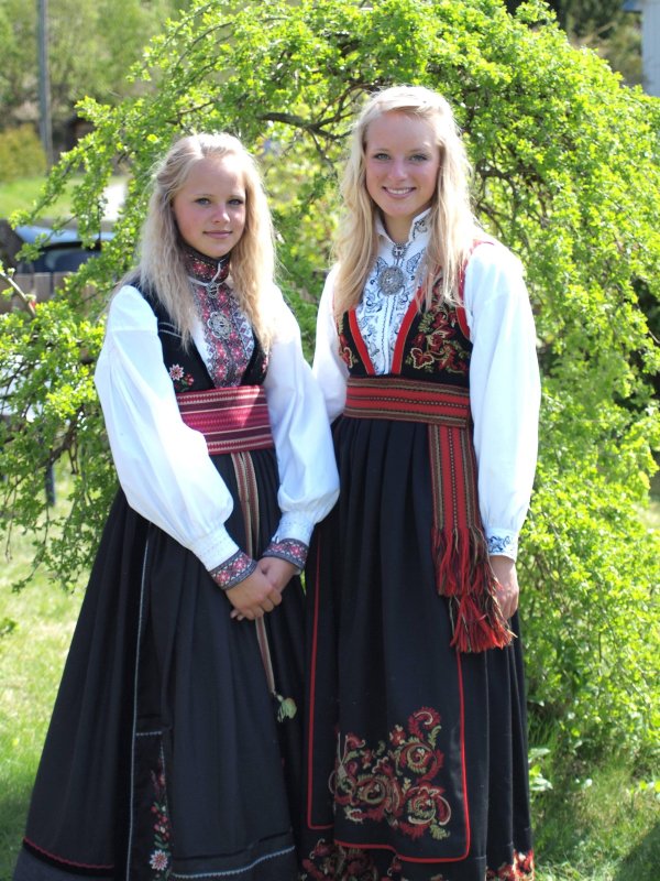 Народный костюм Исландии