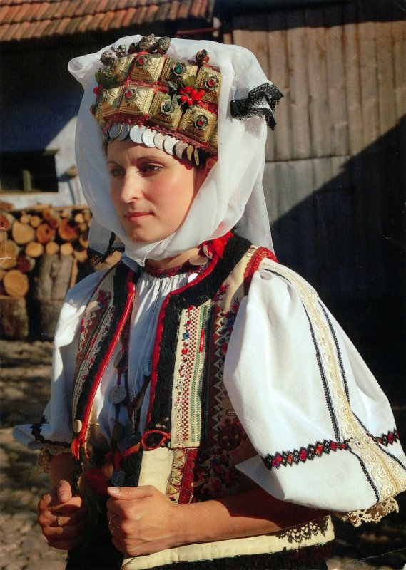 Новогодние Наряды в Румынии