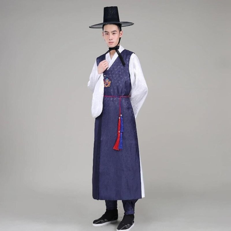 Китайский национальный костюм Ханьфу