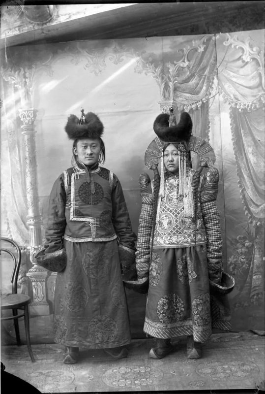 Народные костюмы Монголии Урянхайский