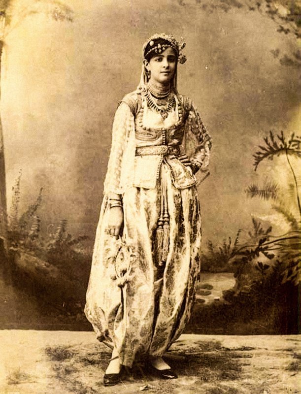 Natsionalnaya odejda Азербайджана