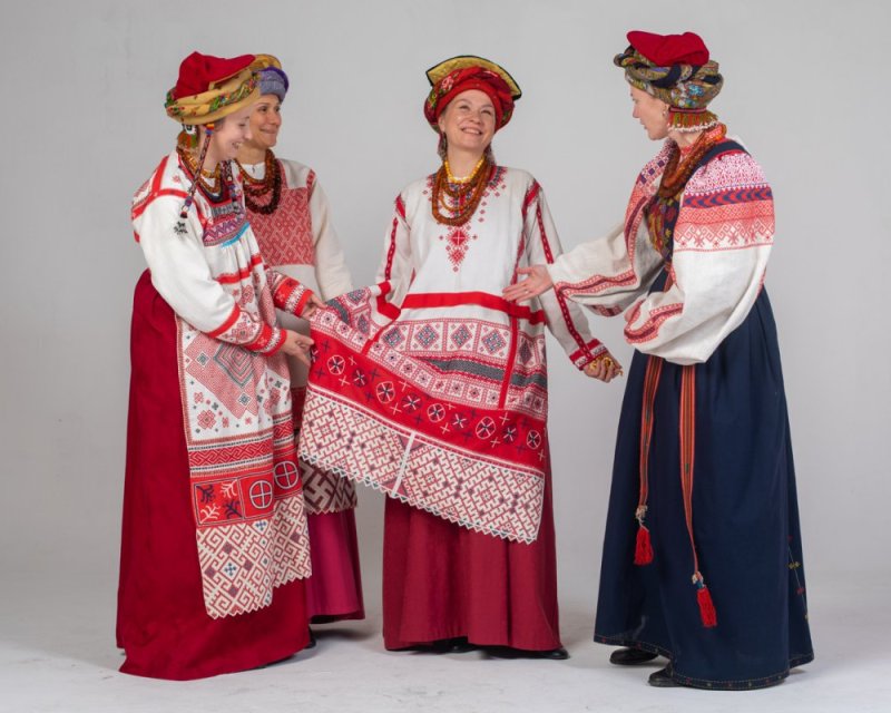 Чувашский костюм средненизовых чувашей