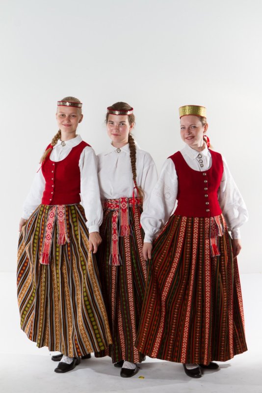 Lielvarde Latvia народный костюм