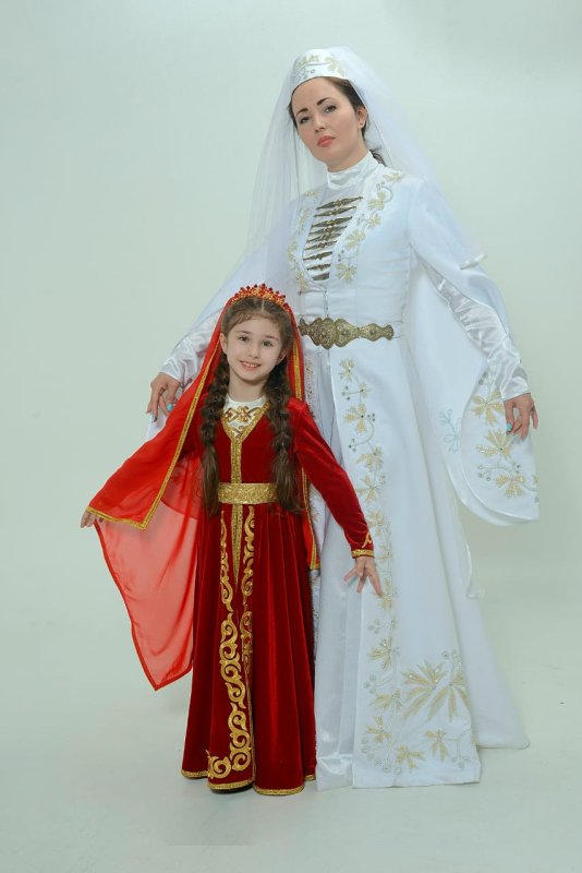 Национальные костюмы горянок Дагестана