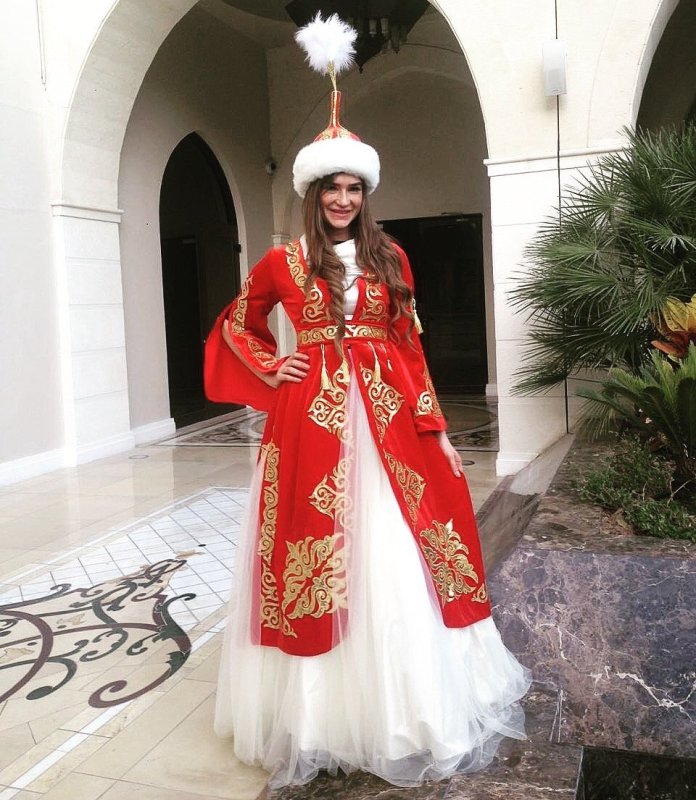 Монгольская певица Tatar