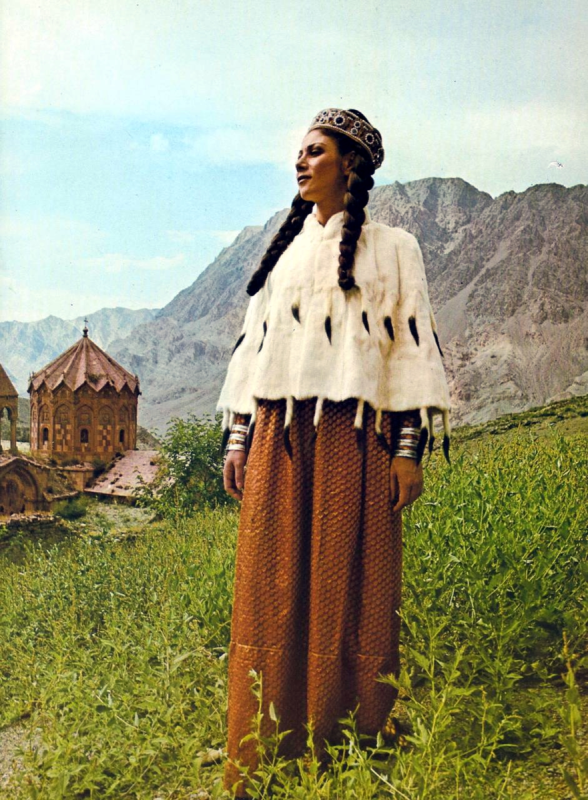 Самосели Пирвели