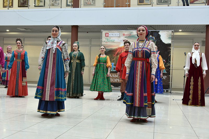 Национальный костюм Донской казачки