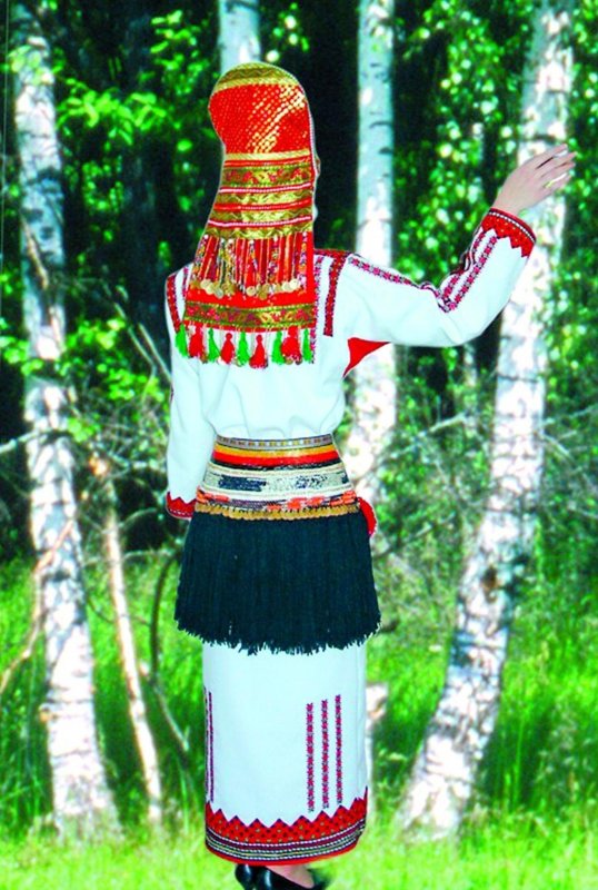 Мордовский национальный костюм эрзя
