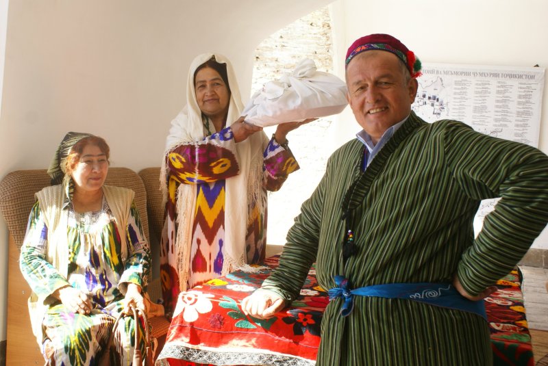 Таджикский костюм мужской