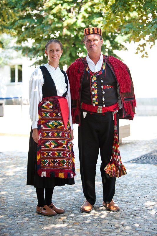 Romania национальный костюм